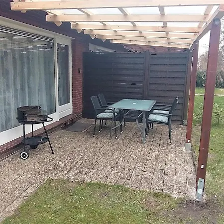 Gemuetliche Ankerplatz Mit Eingezaeuntem Garten 아파트